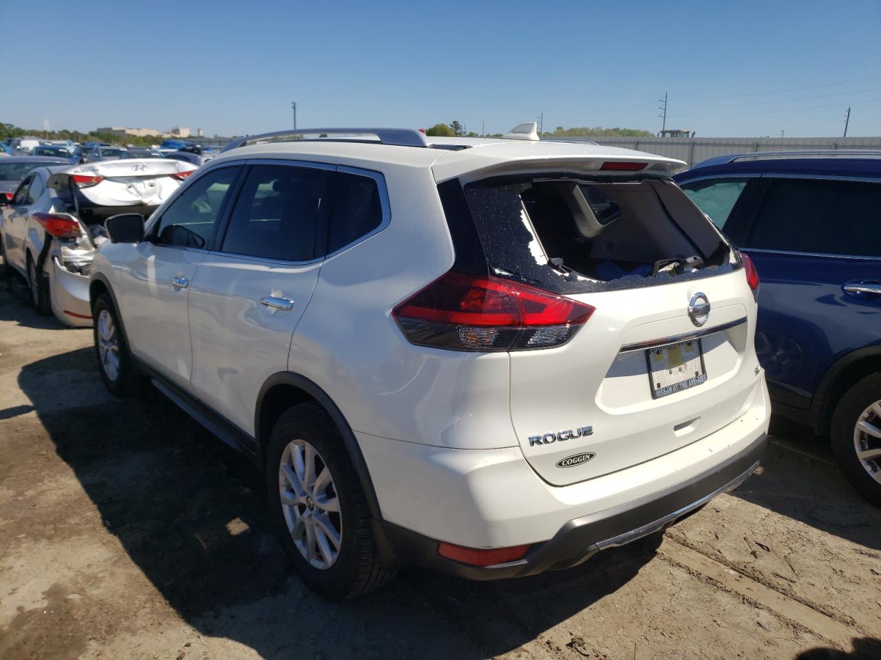 Photo 3 from auction – 2018 NISSAN ROGUE S with VIN JN8AT2MT6JW488479