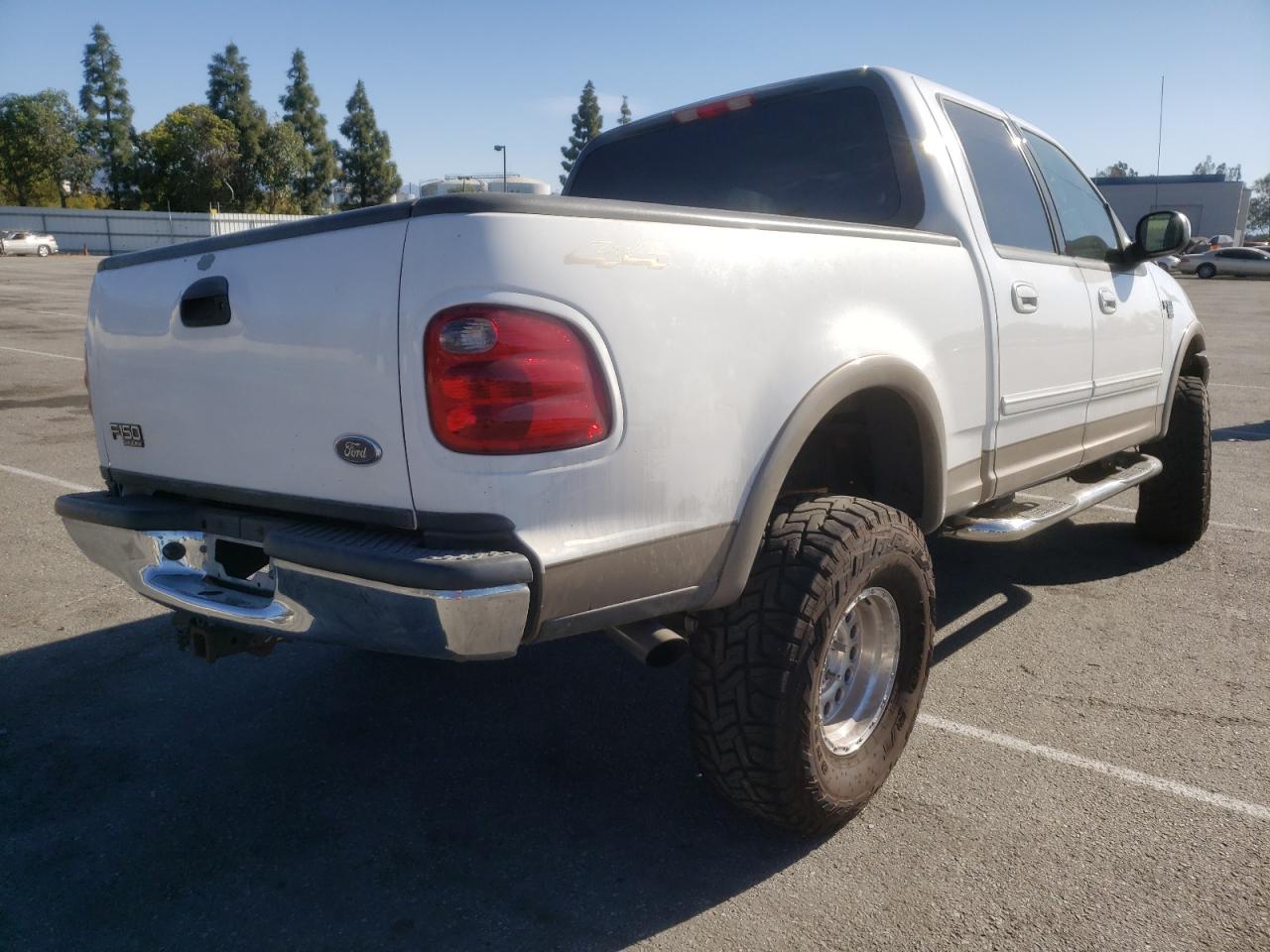Photo 4 from auction – 2003 FORD F150 SUPER with VIN 1FTRW08L93KA19448