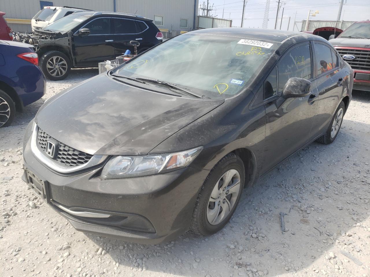 Photo 2 from auction – 2013 HONDA CIVIC LX with VIN 19XFB2F50DE068136