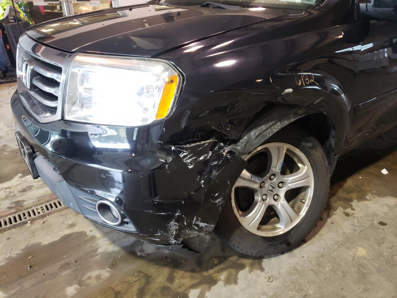 Photo 9 from auction – 2014 HONDA PILOT EX with VIN 5FNYF4H40EB011203