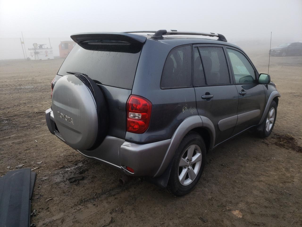 Photo 4 from auction – 2004 TOYOTA RAV4 with VIN JTEGD20V540006338