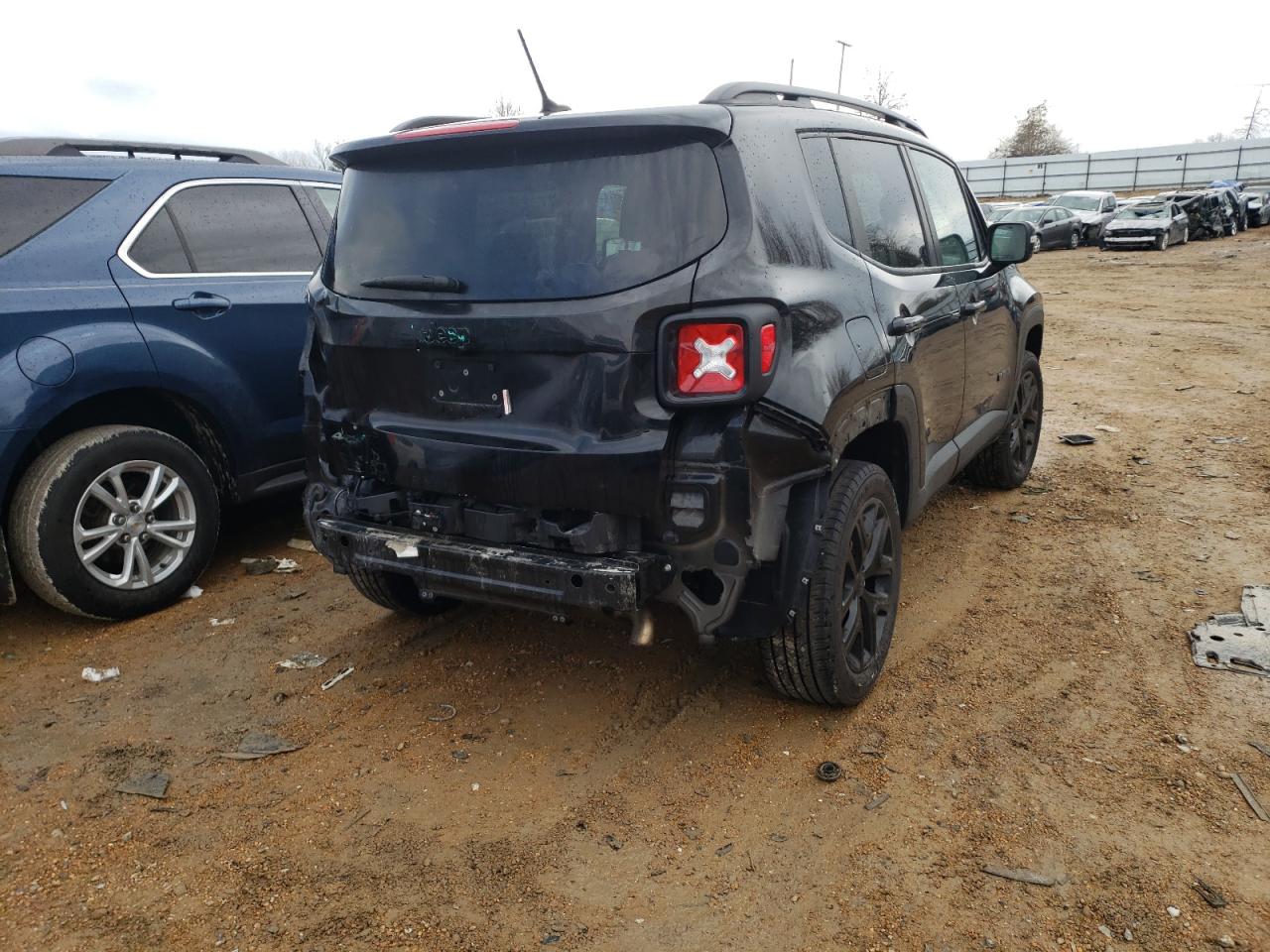 Photo 4 from auction – 2017 JEEP RENEGADE L with VIN ZACCJBBB5HPG61923