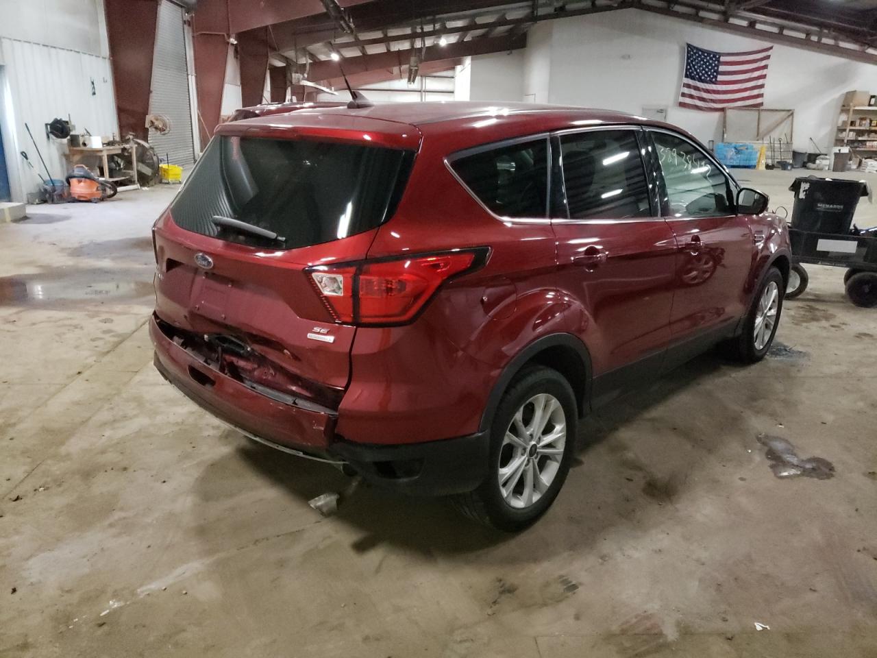 Photo 4 from auction – 2019 FORD ESCAPE SE with VIN 1FMCU0GD2KUA04598