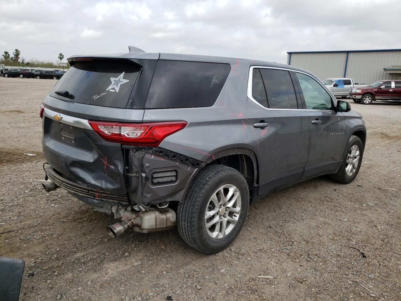 Photo 4 from auction – 2020 CHEVROLET TRAVERSE L with VIN 1GNERFKW0LJ117728