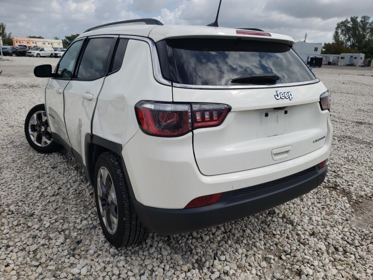 Photo 3 from auction – 2019 JEEP COMPASS LI with VIN 3C4NJCCB0KT793663
