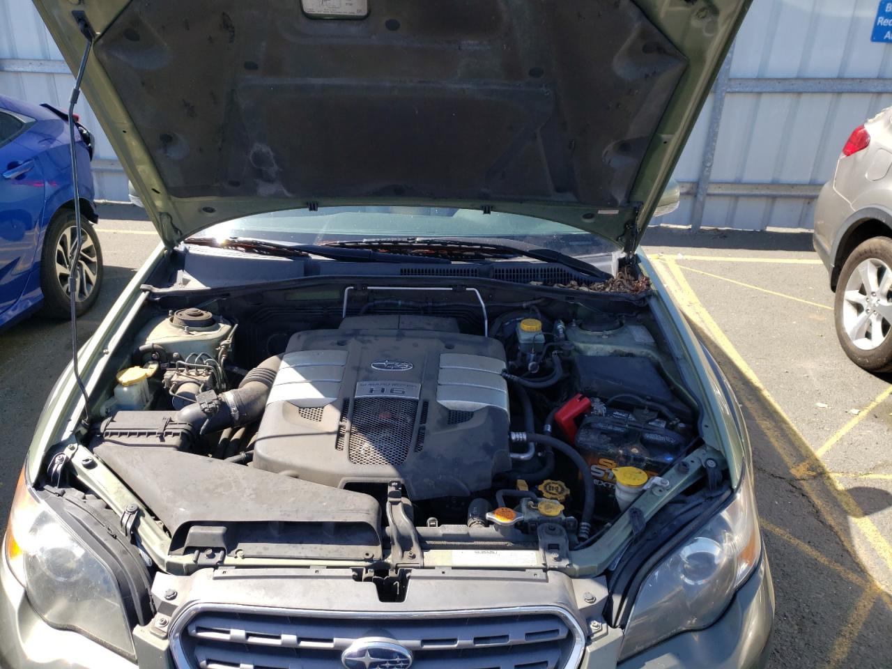 Photo 7 from auction – 2005 SUBARU LEGACY OUT with VIN 4S4BP86C454319742