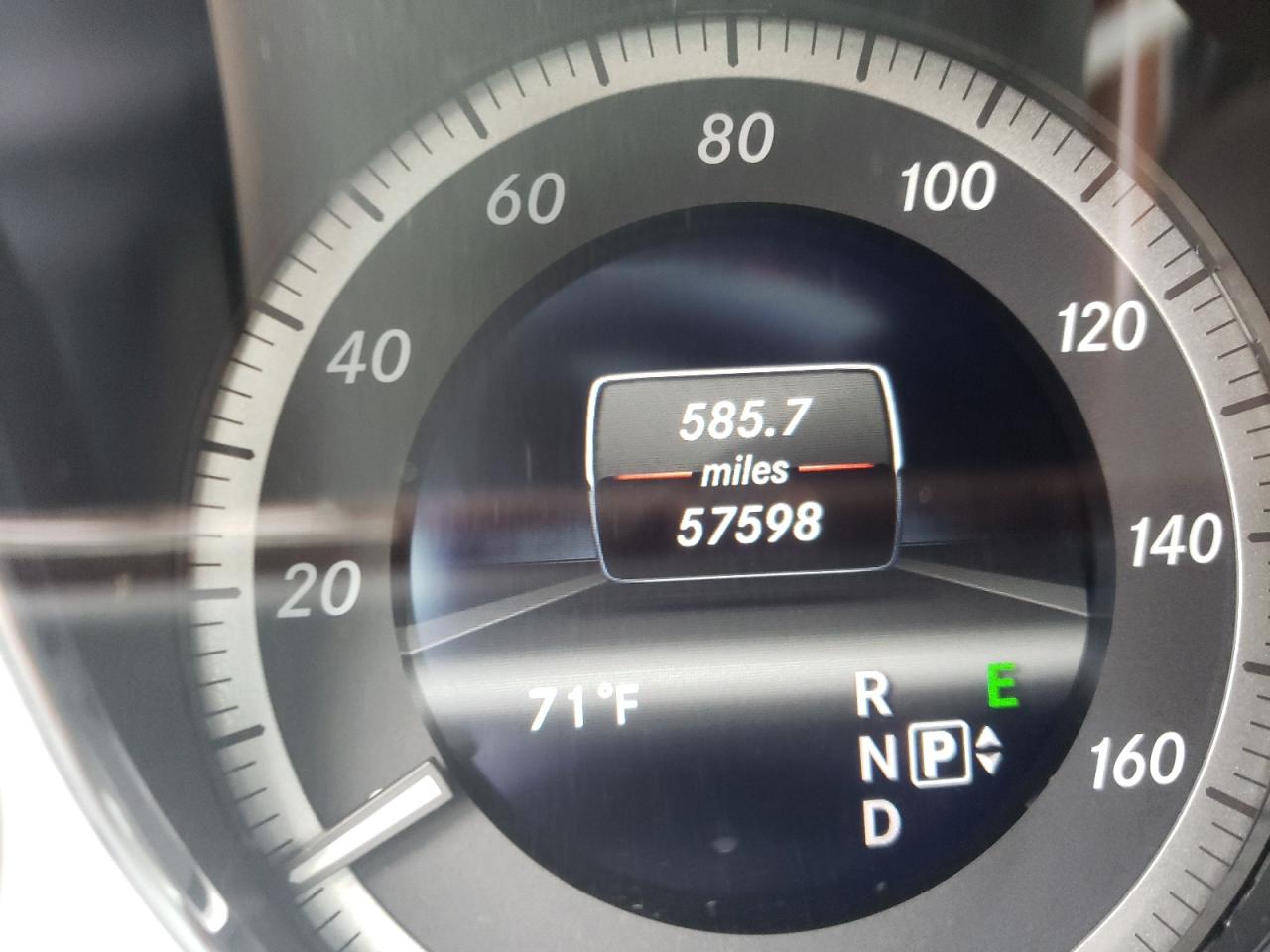 Photo 8 from auction – 2013 MERCEDES-BENZ E 350 4MAT with VIN WDDHF8JB0DA712563