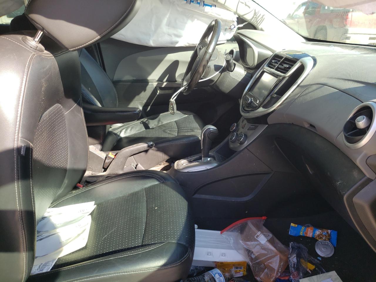 Photo 5 from auction – 2017 CHEVROLET SONIC PREM with VIN 1G1JF5SB1H4130848