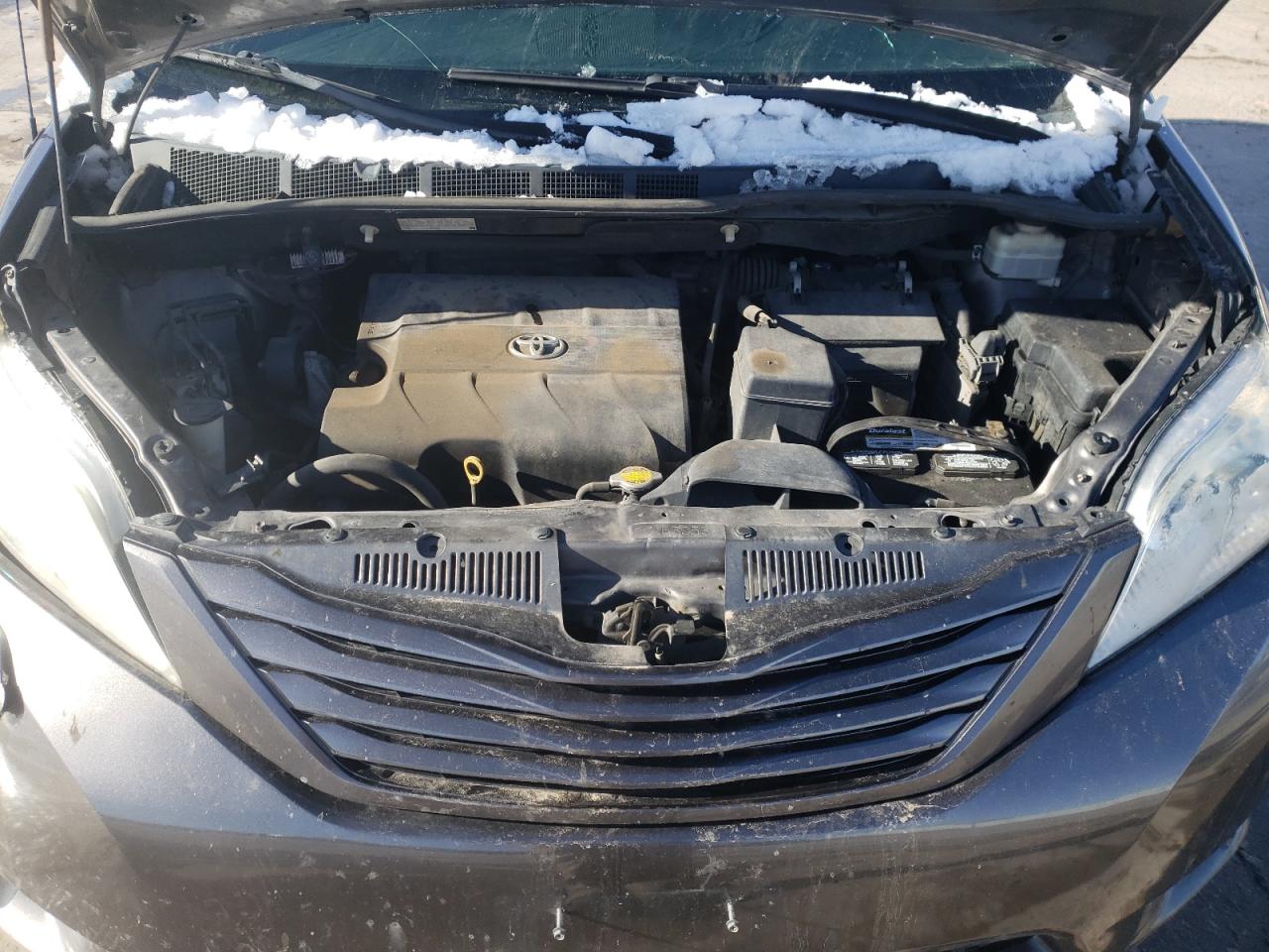 Photo 7 from auction – 2012 TOYOTA SIENNA LE with VIN 5TDKK3DC3CS201496
