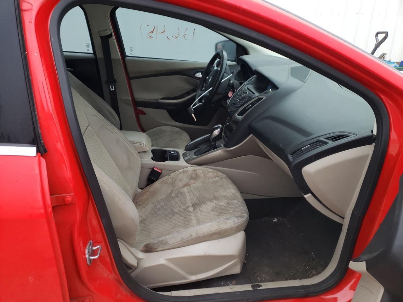 Photo 5 from auction – 2012 FORD FOCUS SEL with VIN 1FAHP3M28CL184320