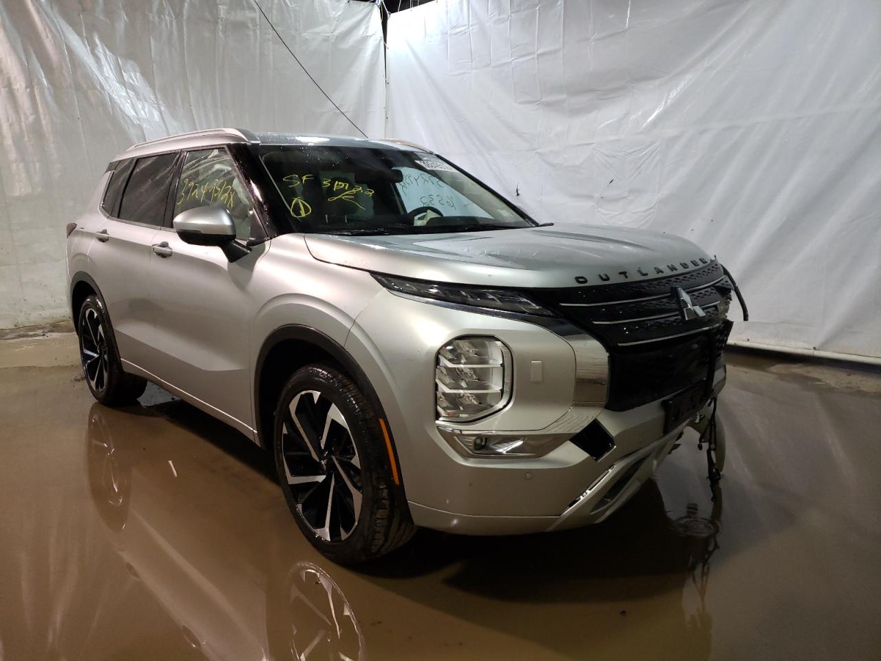 Photo 1 from auction – 2022 MITSUBISHI OUTLANDER with VIN JA4J4VA84NZ009968