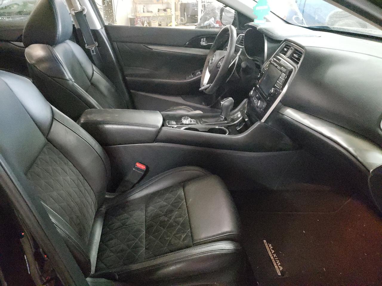 Photo 5 from auction – 2017 NISSAN MAXIMA 3.5 with VIN 1N4AA6APXHC441361