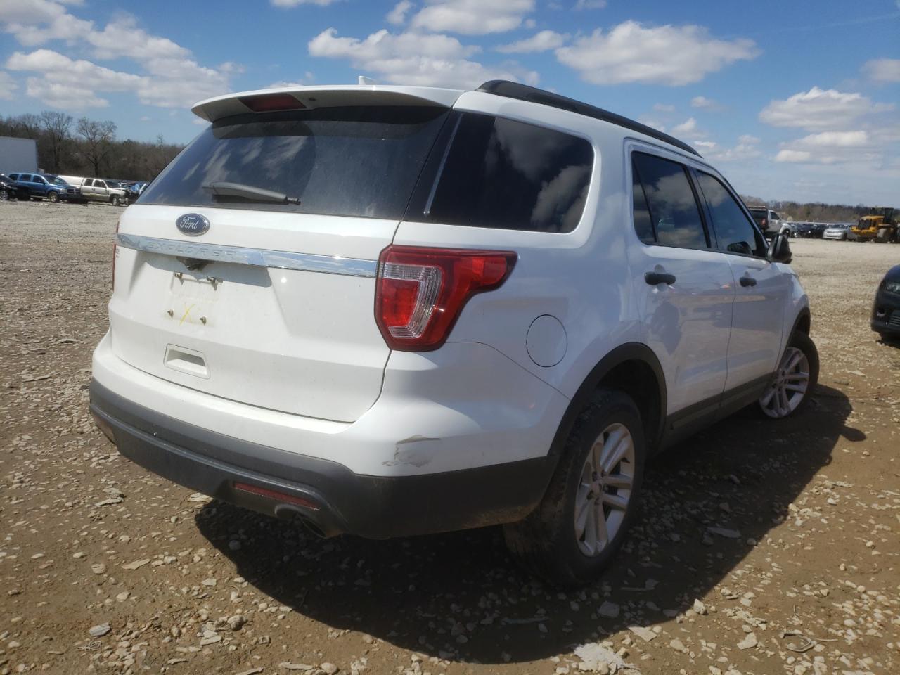 Photo 4 from auction – 2017 FORD EXPLORER with VIN 1FM5K7B85HGD77983