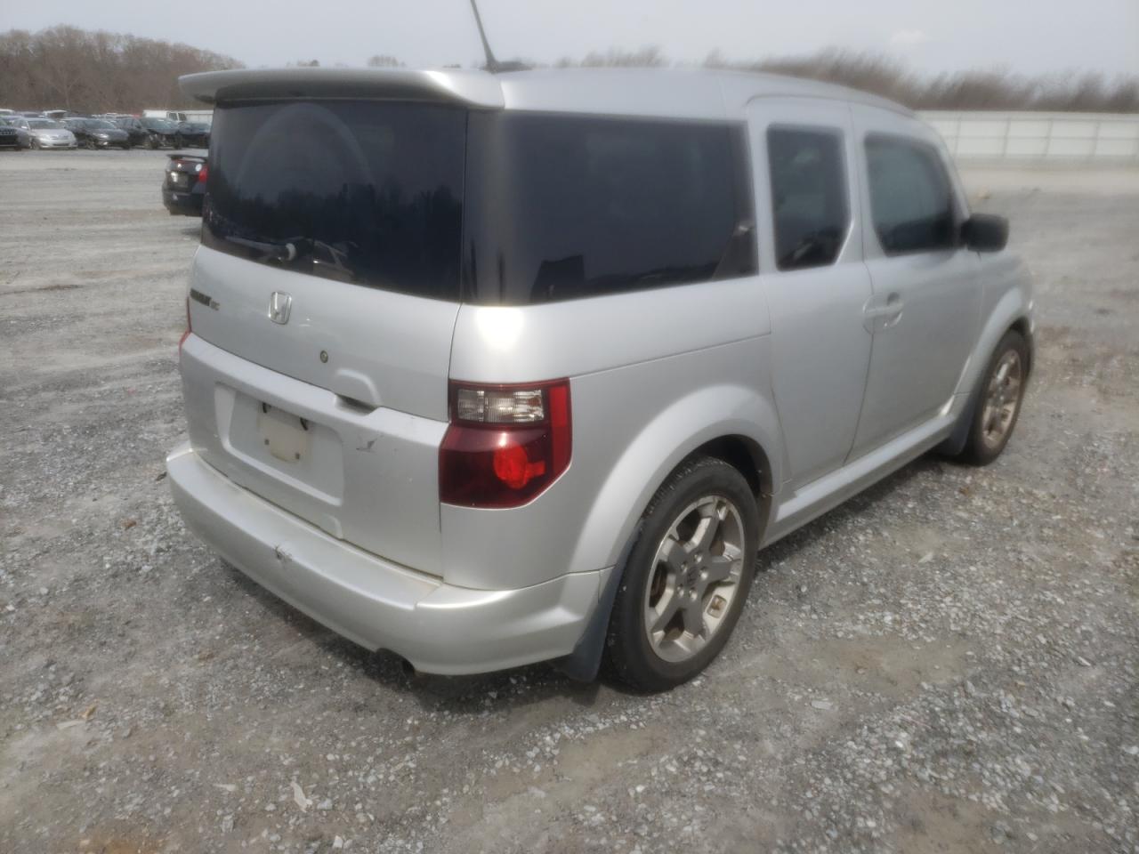 Photo 4 from auction – 2007 HONDA ELEMENT SC with VIN 5J6YH18937L006527