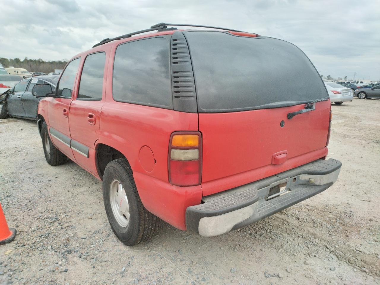 Photo 3 from auction – 2001 GMC YUKON with VIN 1GKEC13TX1R206923