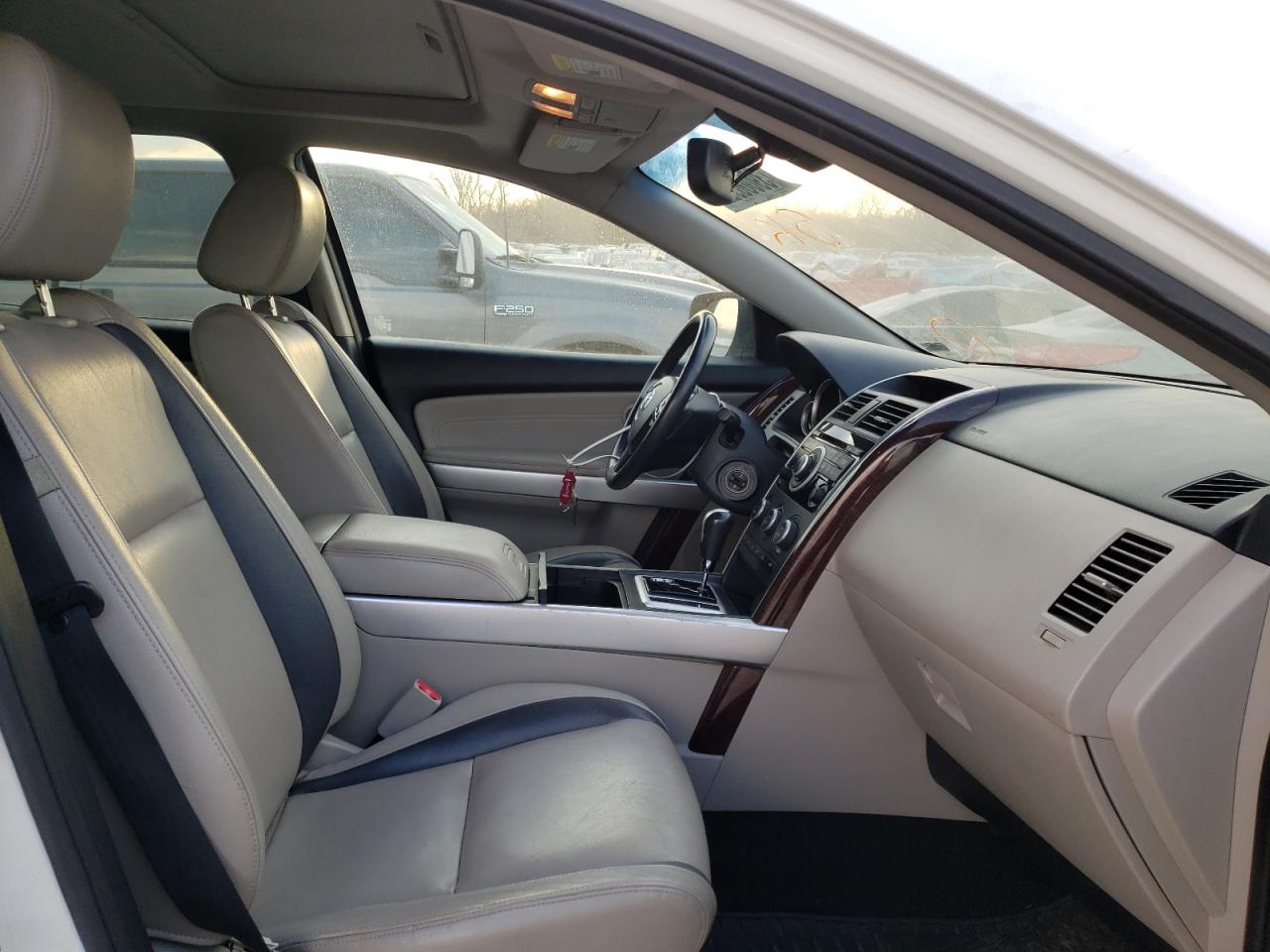 Photo 5 from auction – 2009 MAZDA CX-9 with VIN JM3TB28A190179394