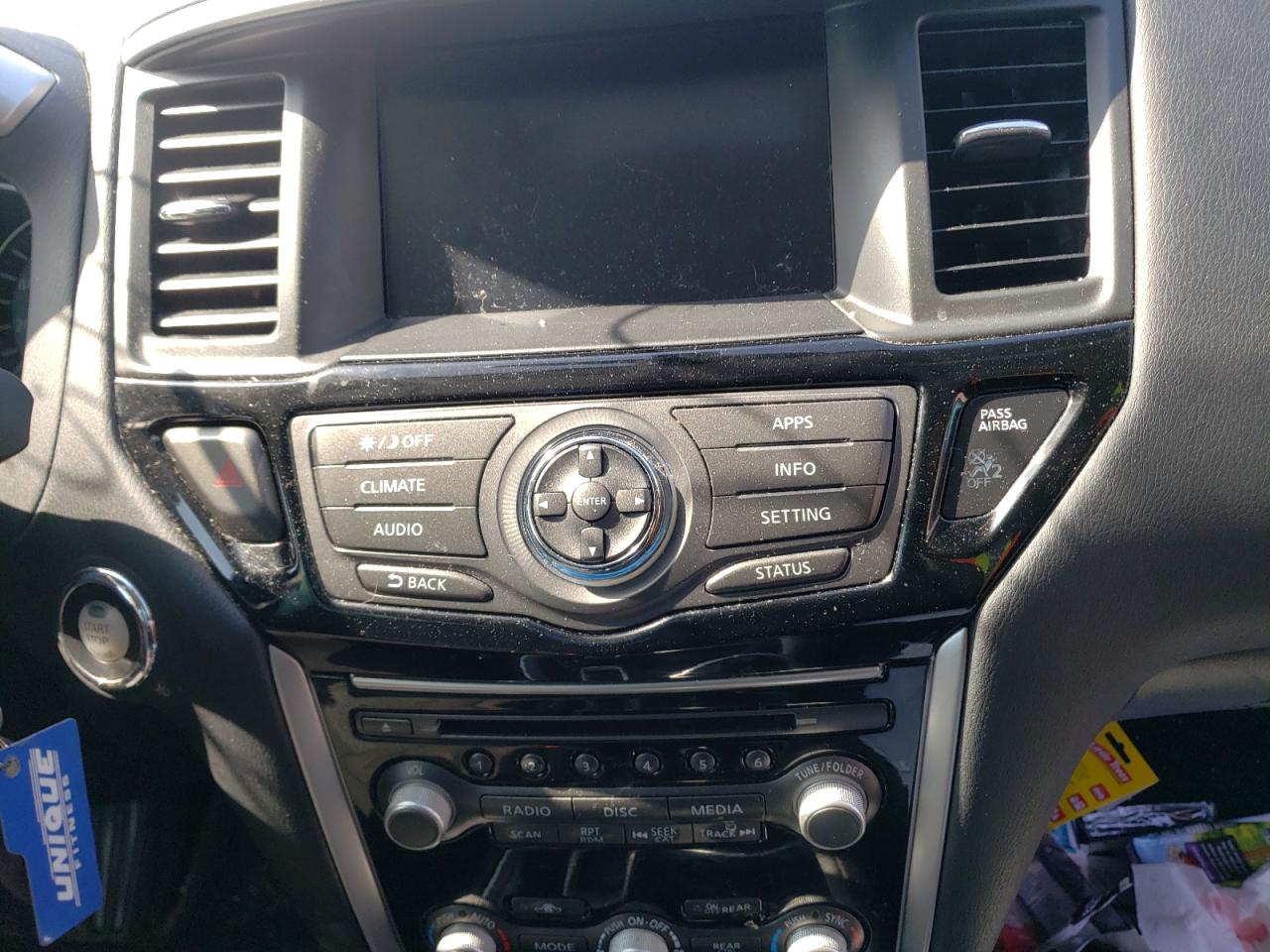 Photo 9 from auction – 2020 NISSAN PATHFINDER with VIN 5N1DR2BM2LC606286