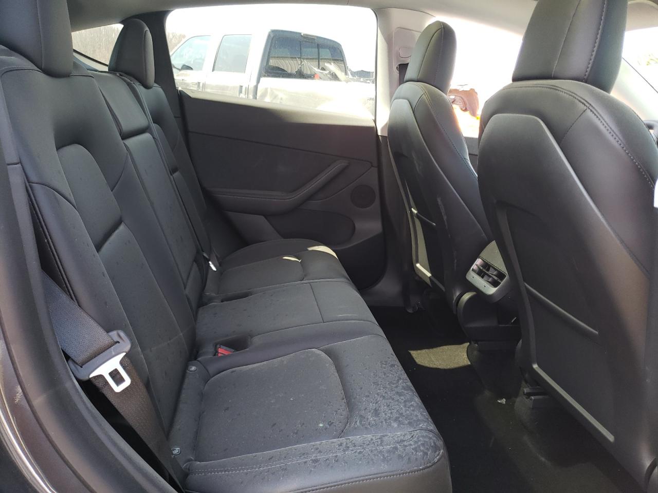 Photo 6 from auction – 2021 TESLA MODEL Y with VIN 5YJYGDEE7MF254239