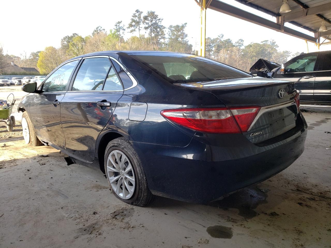 Photo 3 from auction – 2016 TOYOTA CAMRY LE with VIN 4T1BF1FK3GU563905