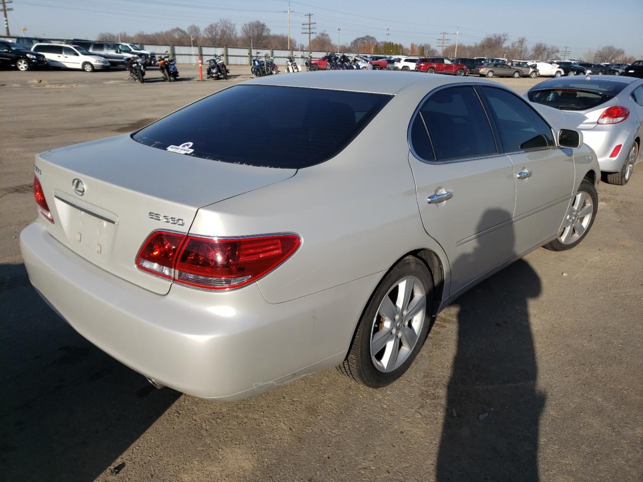 Photo 4 from auction – 2005 LEXUS ES 330 with VIN JTHBA30G555083793