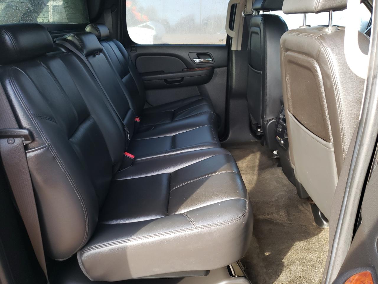 Photo 6 from auction – 2007 CHEVROLET AVALANCHE with VIN 3GNFK12397G296540