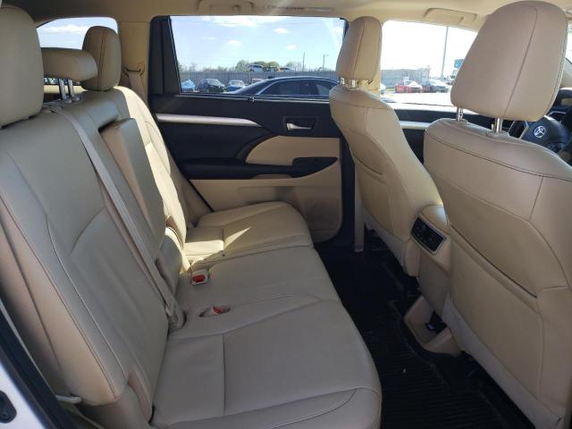 Photo 6 from auction – 2019 TOYOTA HIGHLANDER with VIN 5TDJGRFH7KS065462