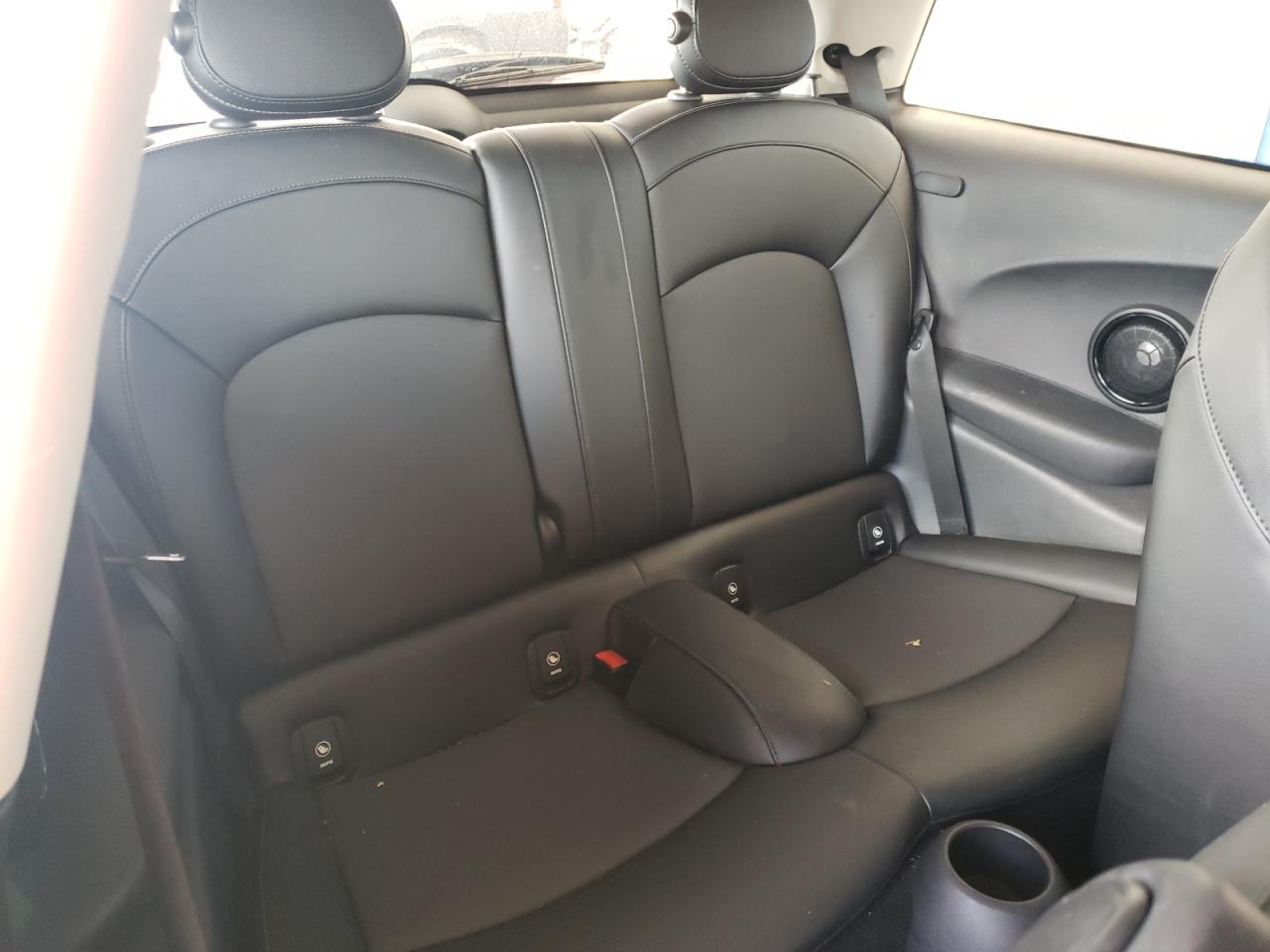 Photo 6 from auction – 2018 MINI COOPER S with VIN WMWXP7C5XJ2A48220