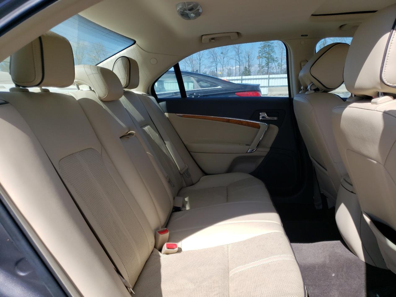Photo 6 from auction – 2012 LINCOLN MKZ with VIN 3LNHL2JC9CR830202