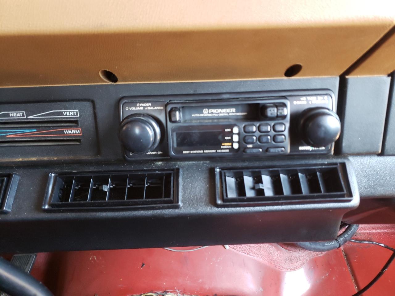 Photo 9 from auction – 1993 JEEP WRANGLER / with VIN 1J4FY19P9PP236330