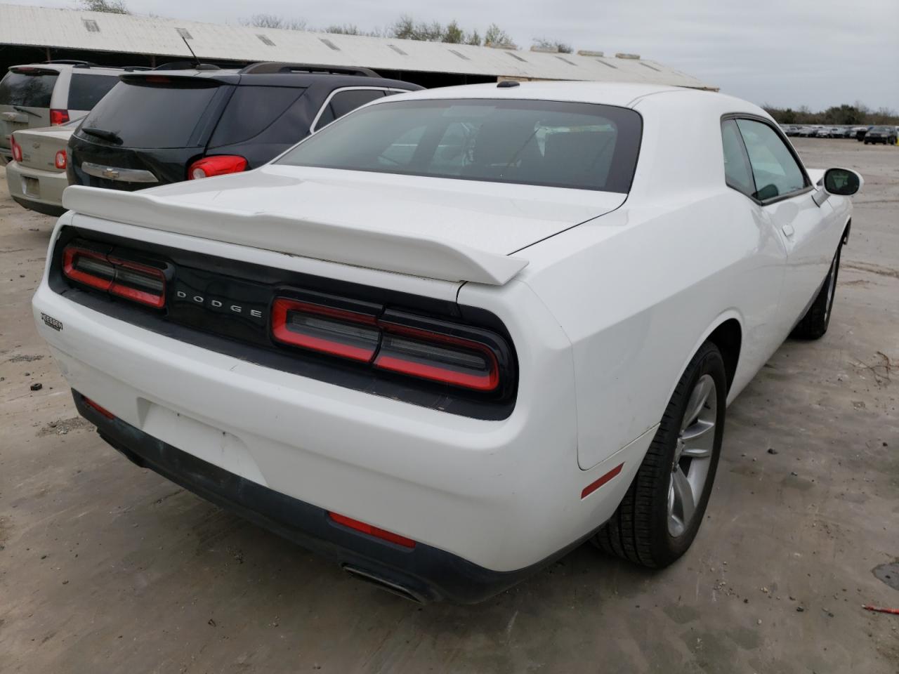 Photo 4 from auction – 2016 DODGE CHALLENGER with VIN 2C3CDZAG6GH113625
