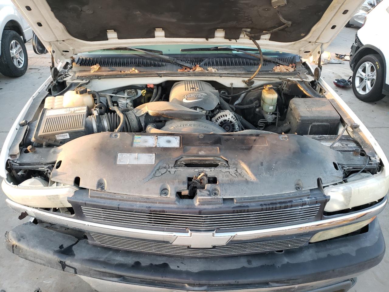 Photo 7 from auction – 2002 CHEVROLET SILVERADO with VIN 2GCEC19T121255716