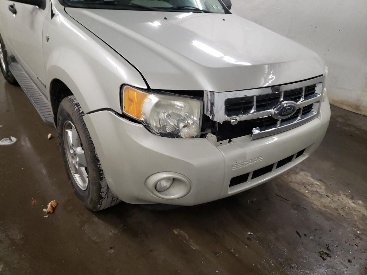 Photo 9 from auction – 2008 FORD ESCAPE XLT with VIN 1FMCU93118KD07876