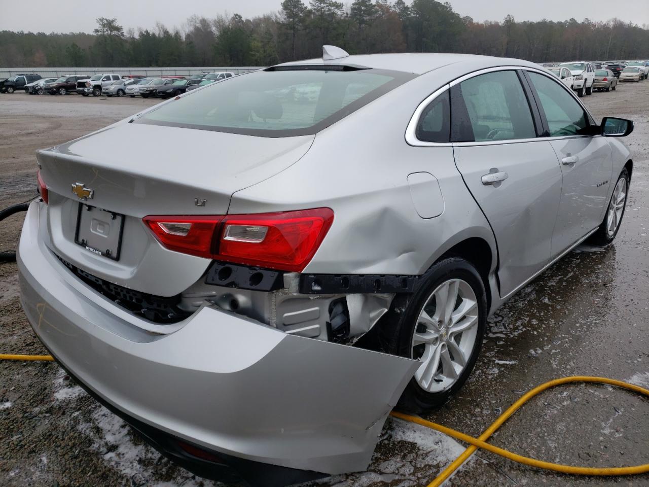 Photo 4 from auction – 2018 CHEVROLET MALIBU LT with VIN 1G1ZD5ST8JF114254
