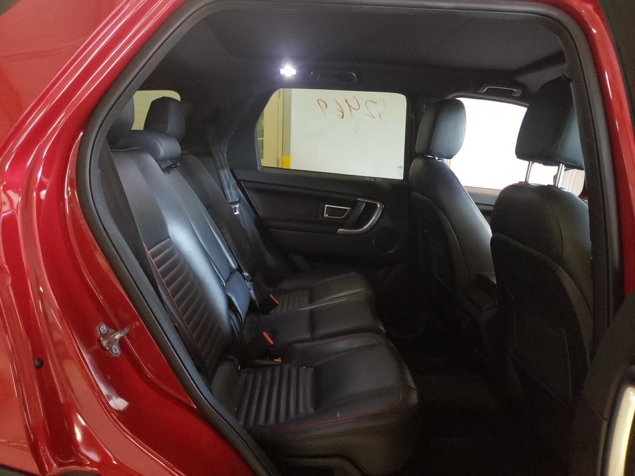 Photo 6 from auction – 2017 LAND ROVER DISCOVERY with VIN SALCR2BG6HH693946