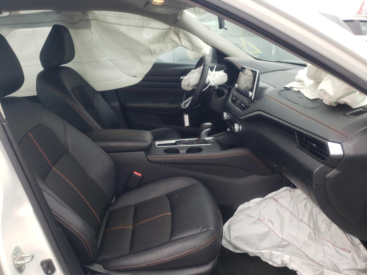 Photo 5 from auction – 2021 NISSAN ALTIMA SR with VIN 1N4BL4CV3MN375345