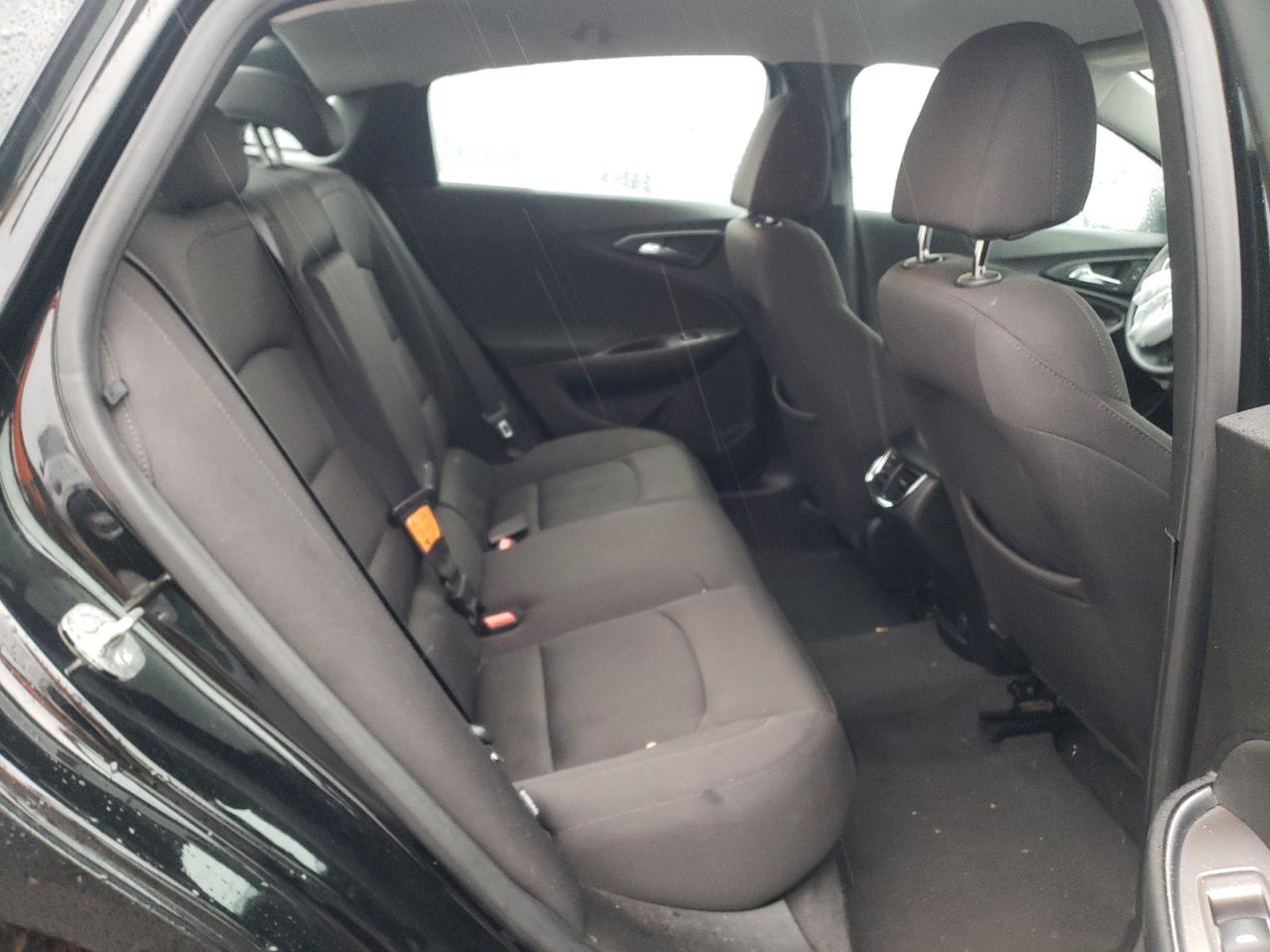 Photo 6 from auction – 2019 CHEVROLET MALIBU LT with VIN 1G1ZD5ST0KF163935