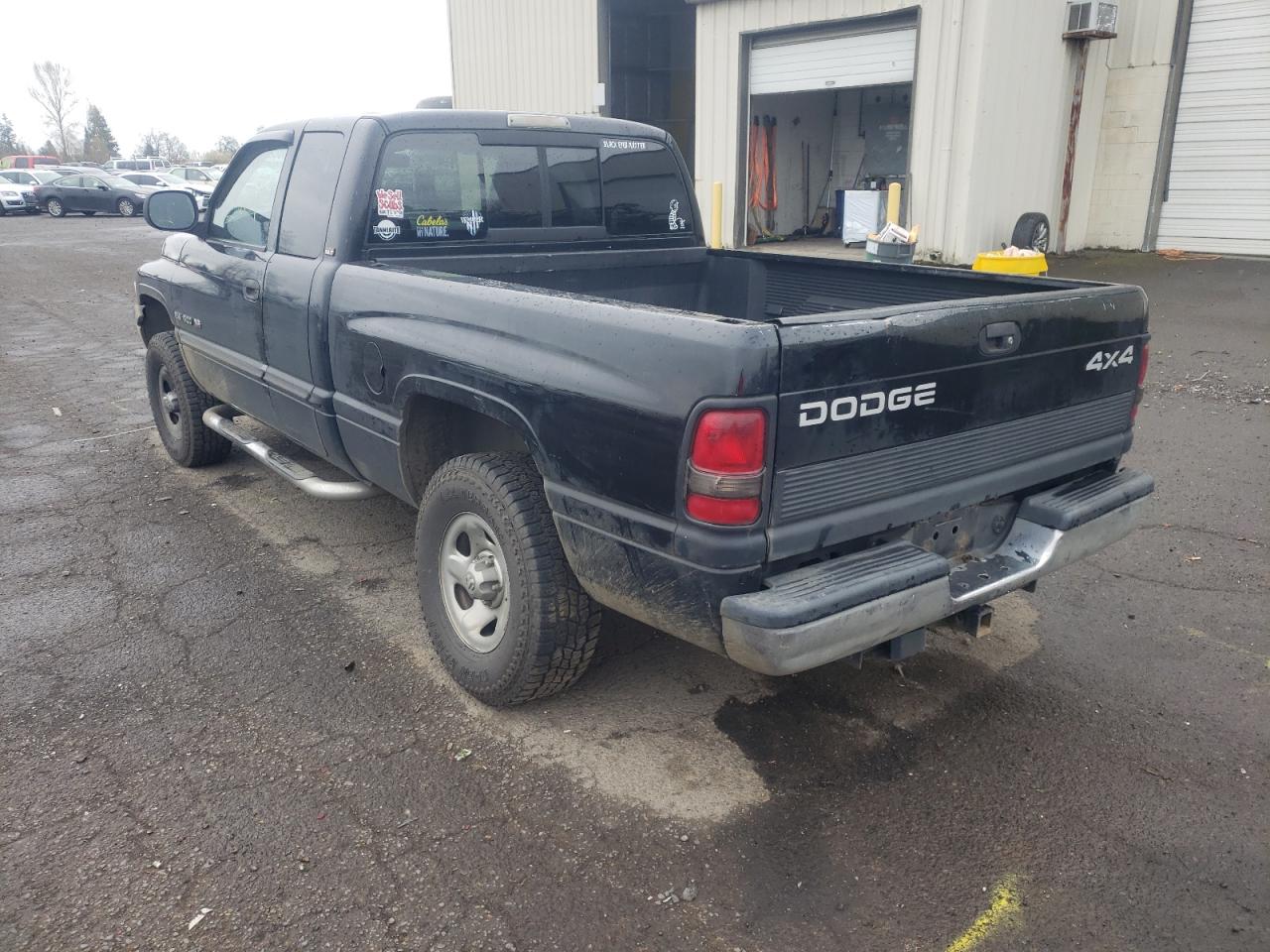 Photo 3 from auction – 2001 DODGE RAM 1500 with VIN 3B7HF13Z91G220803