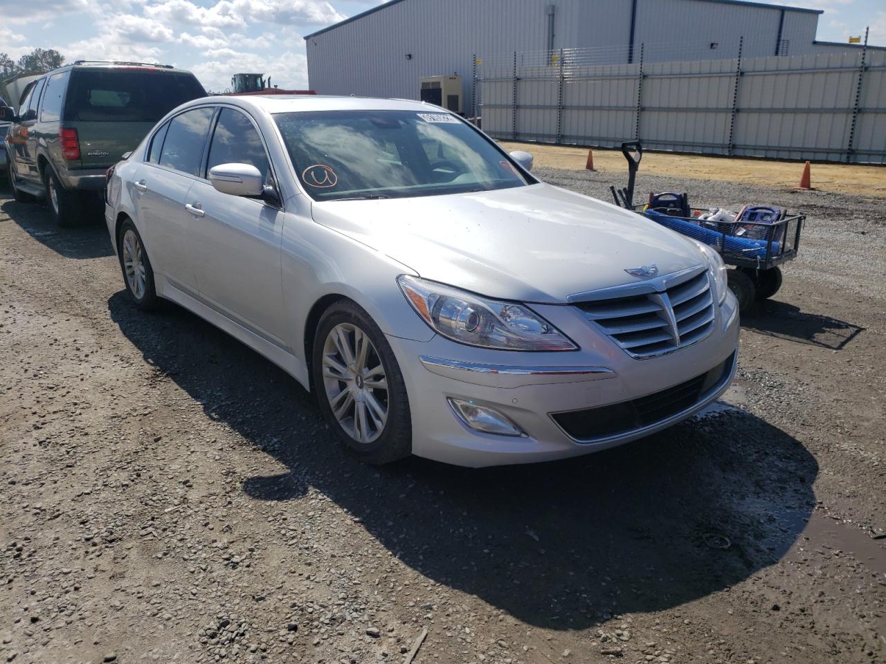HYUNDAI GENESIS 3. 2014 with VIN KMHGC4DD4EU262979 - Photo from auction