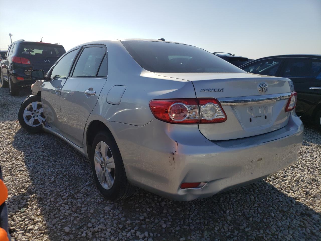 Photo 3 from auction – 2011 TOYOTA COROLLA BA with VIN JTDBU4EE0BJ098856