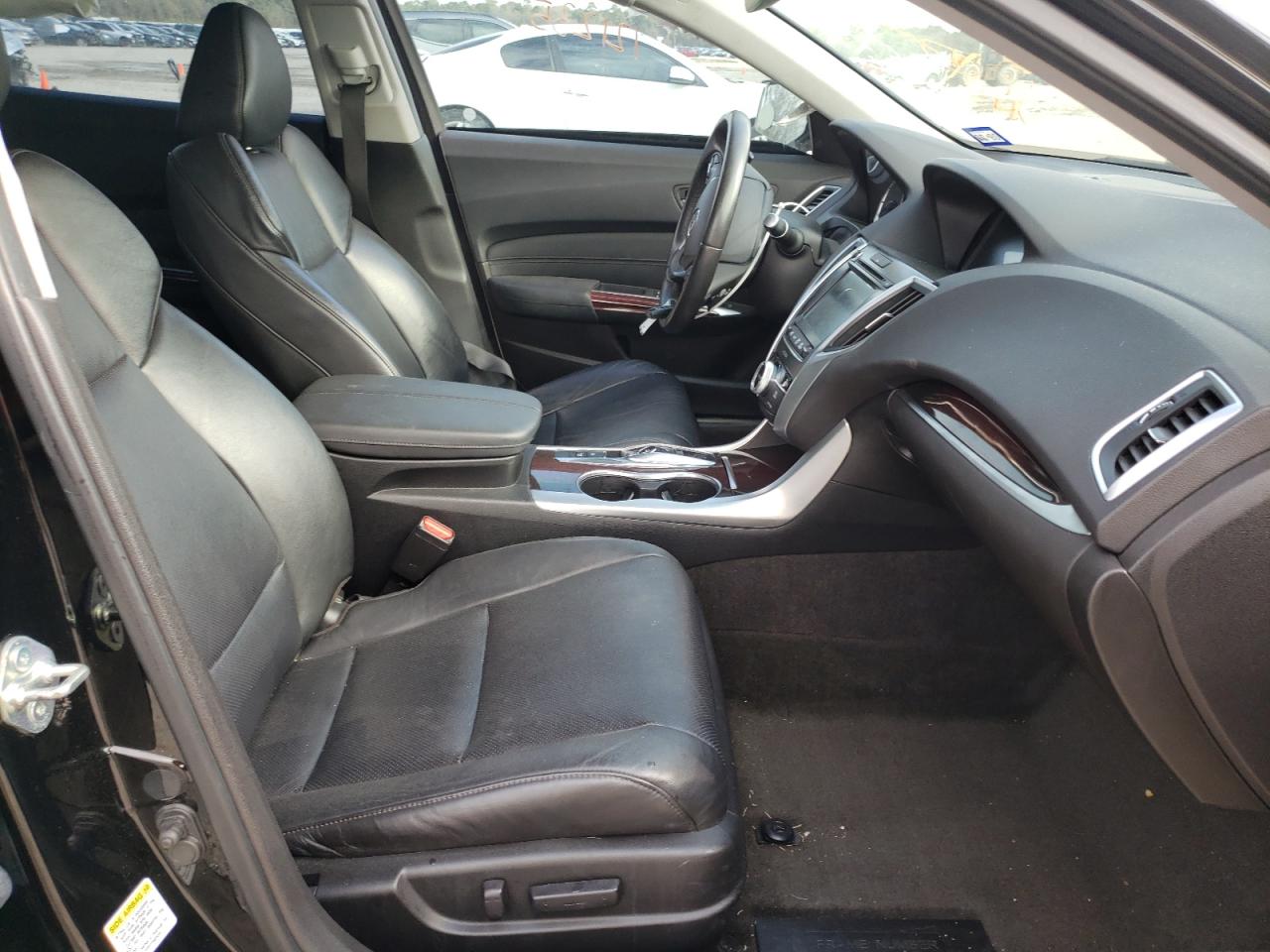Photo 5 from auction – 2015 ACURA TLX TECH with VIN 19UUB2F57FA001127