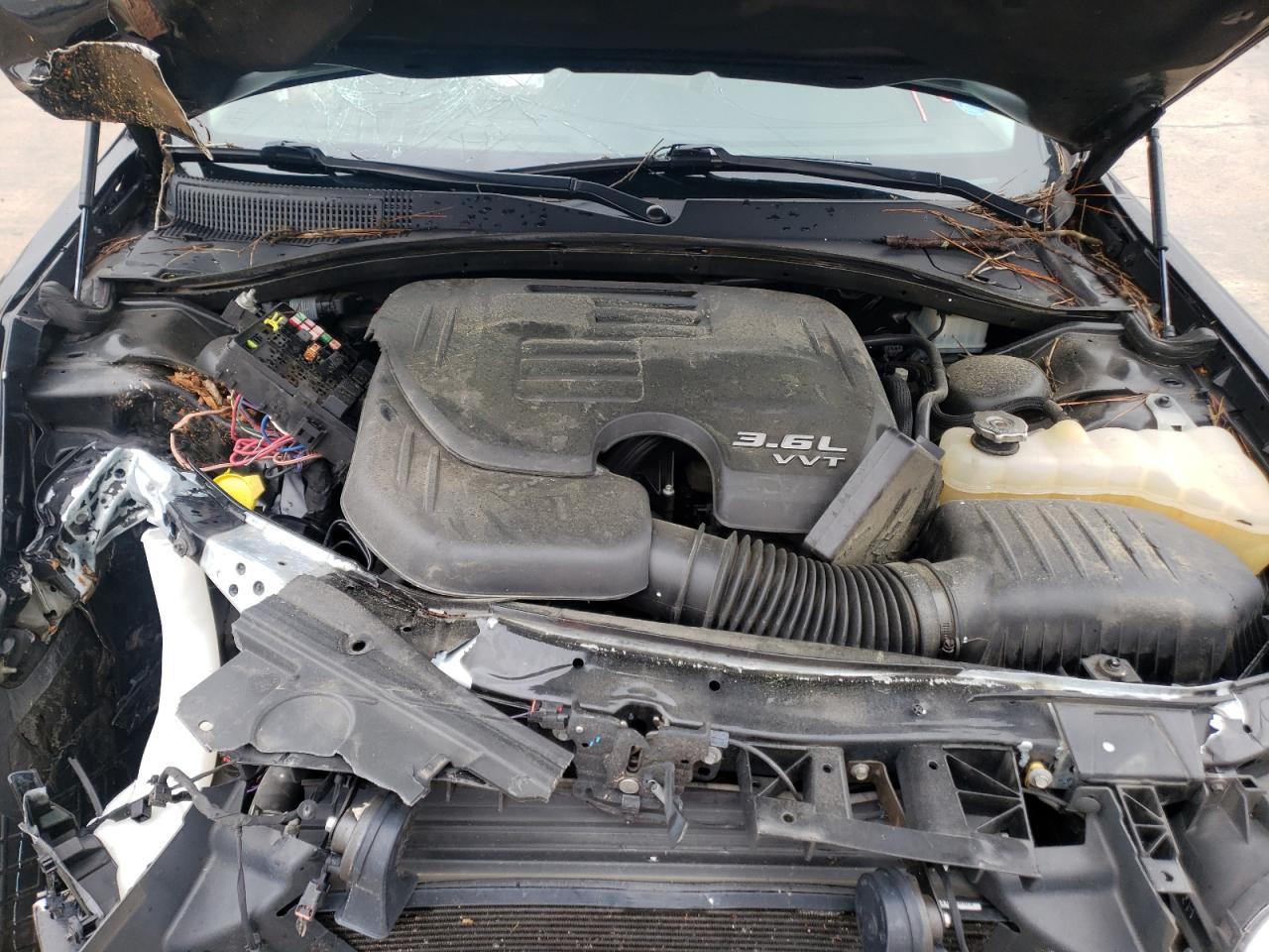 Photo 7 from auction – 2017 CHRYSLER 300C with VIN 2C3CCAEG7HH565065