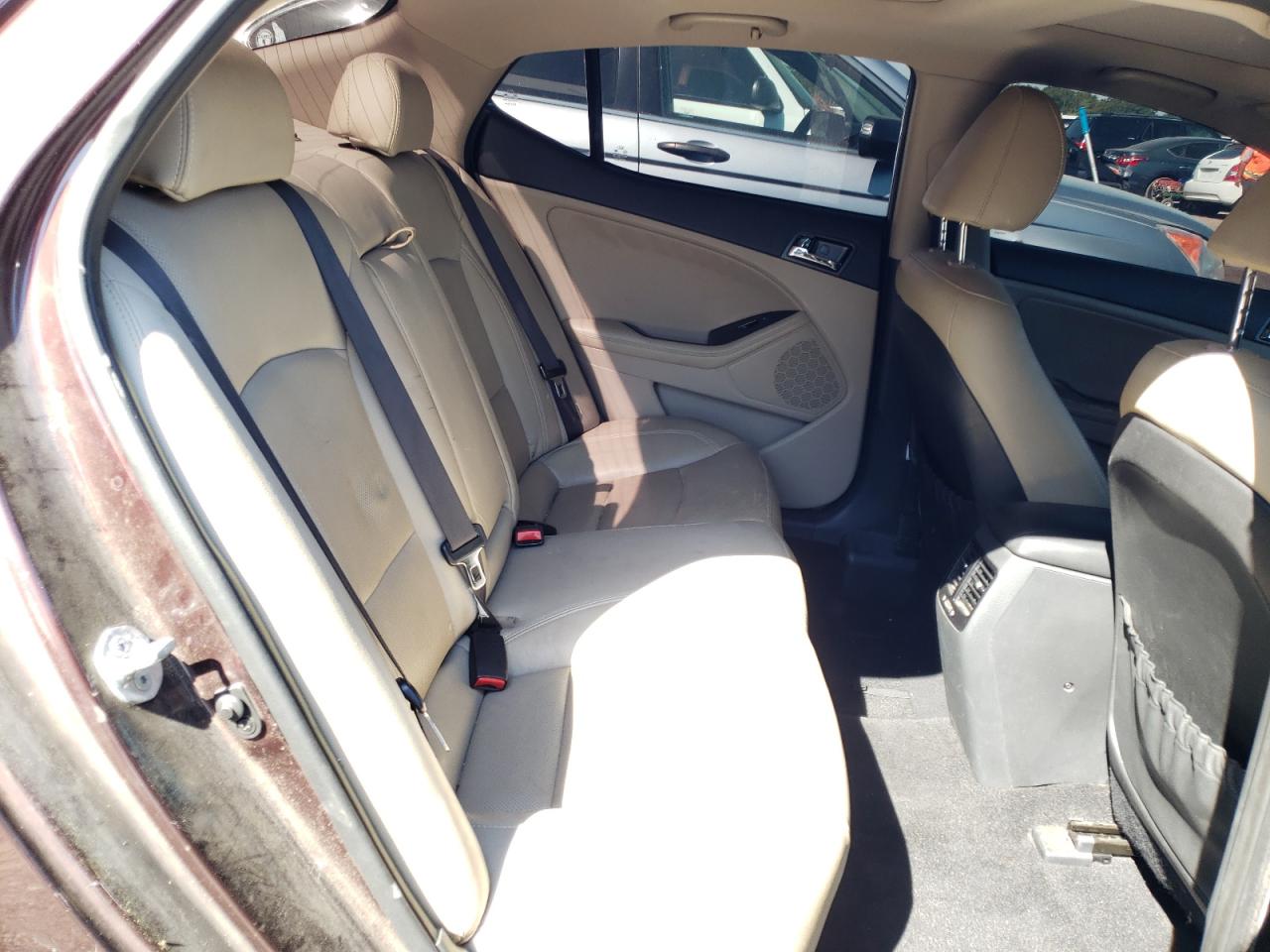 Photo 6 from auction – 2012 KIA OPTIMA EX with VIN 5XXGN4A78CG022513