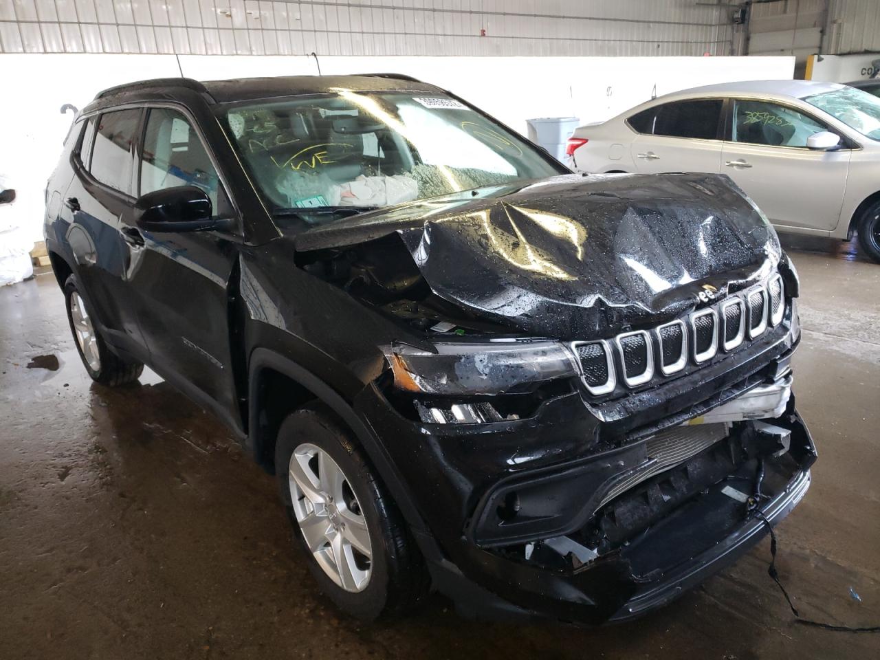 JEEP COMPASS LA 2022 с VIN 3C4NJDBB8NT132636 - Фото с аукциона