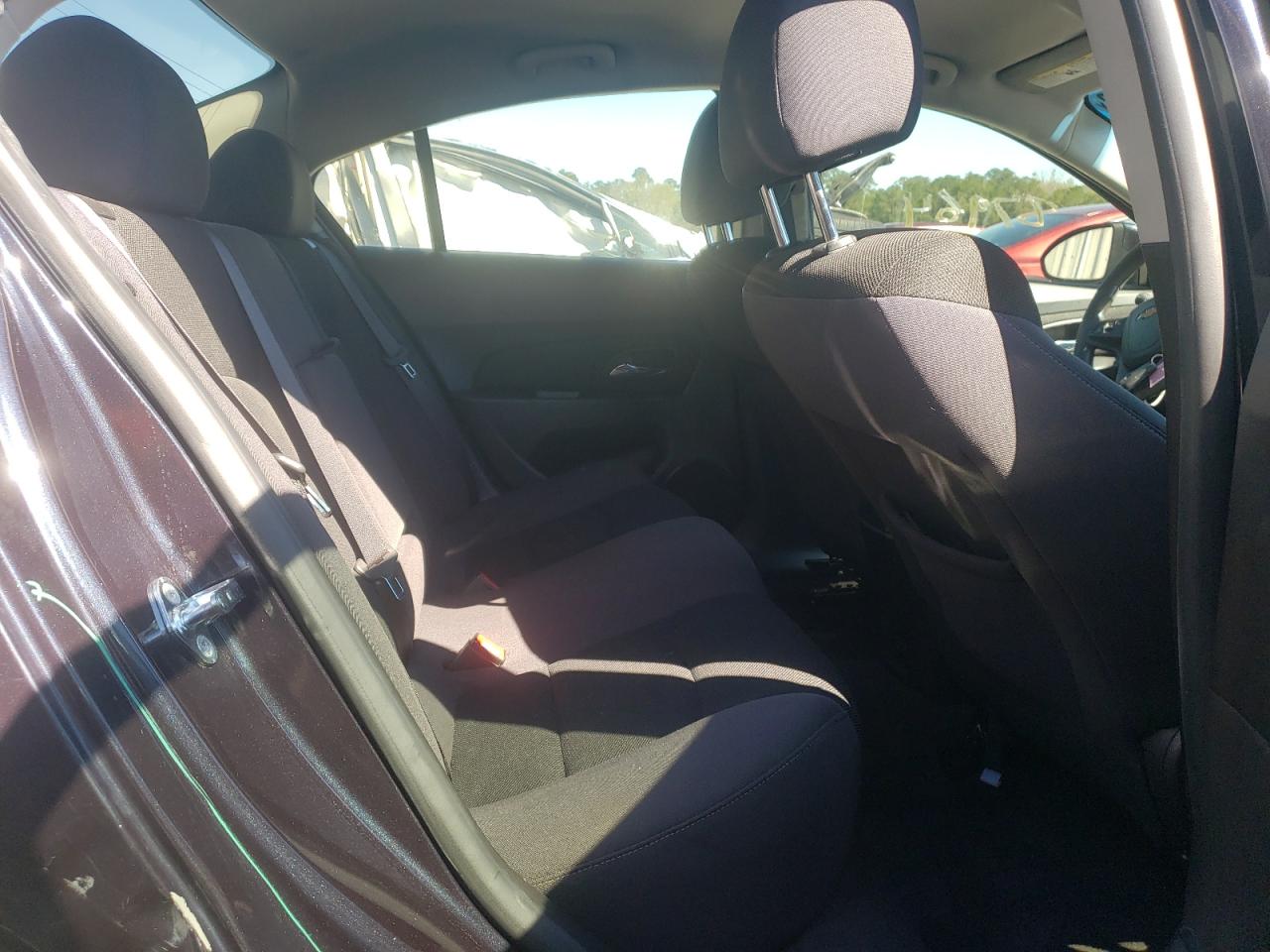 Photo 6 from auction – 2015 CHEVROLET CRUZE LT with VIN 1G1PC5SB2F7190961