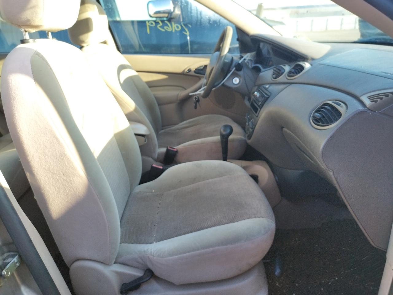 Photo 5 from auction – 2003 FORD FOCUS SE C with VIN 1FAFP34Z43W254446