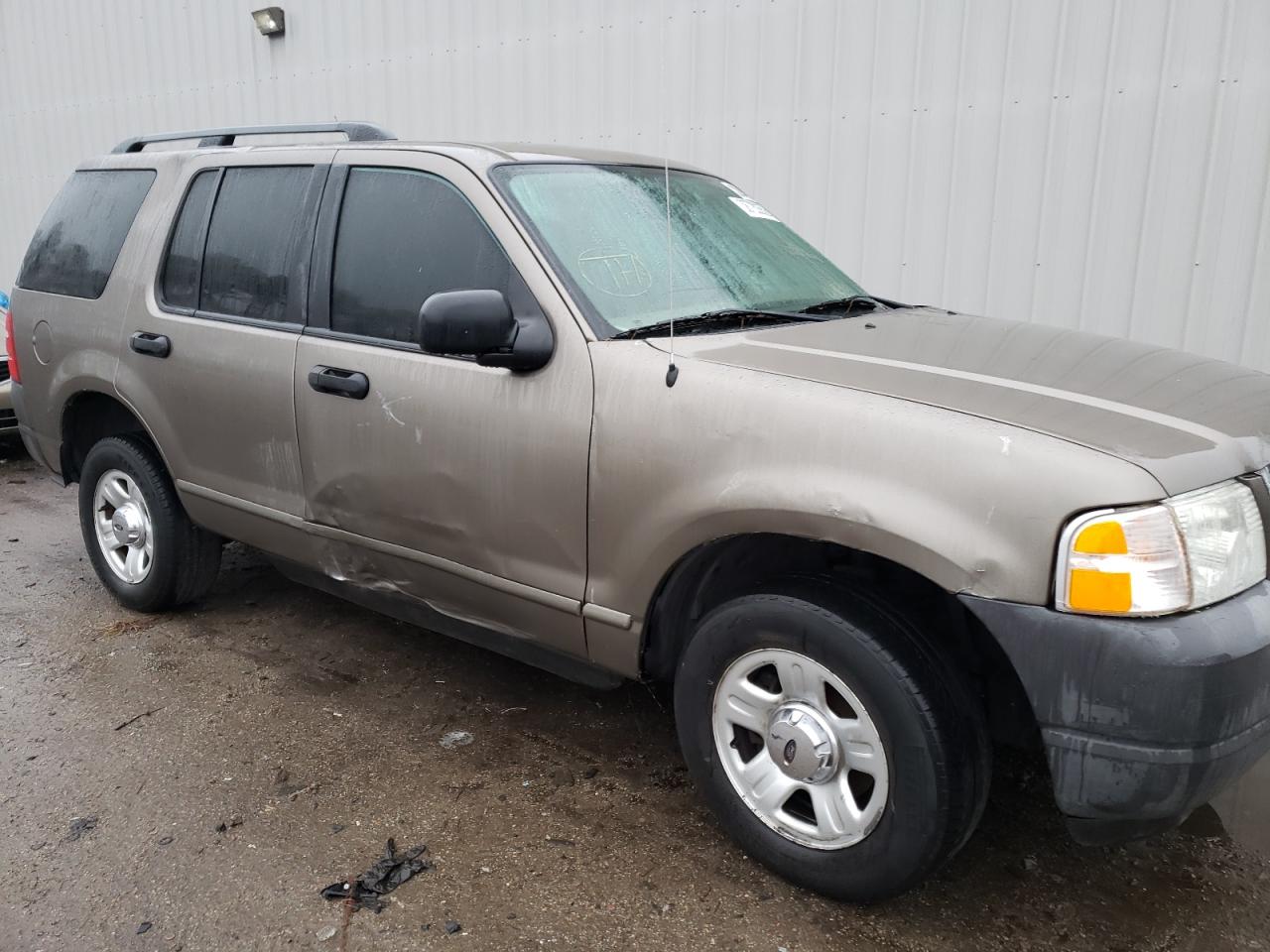 Photo 9 from auction – 2003 FORD EXPLORER X with VIN 1FMDU62K93UA91141
