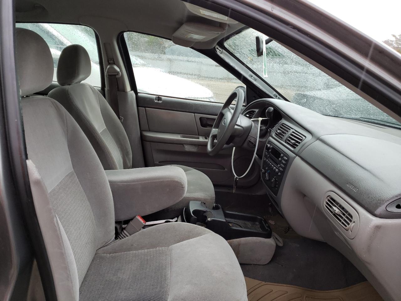 Photo 5 from auction – 2004 FORD TAURUS SE with VIN 1FAHP53U54A201862