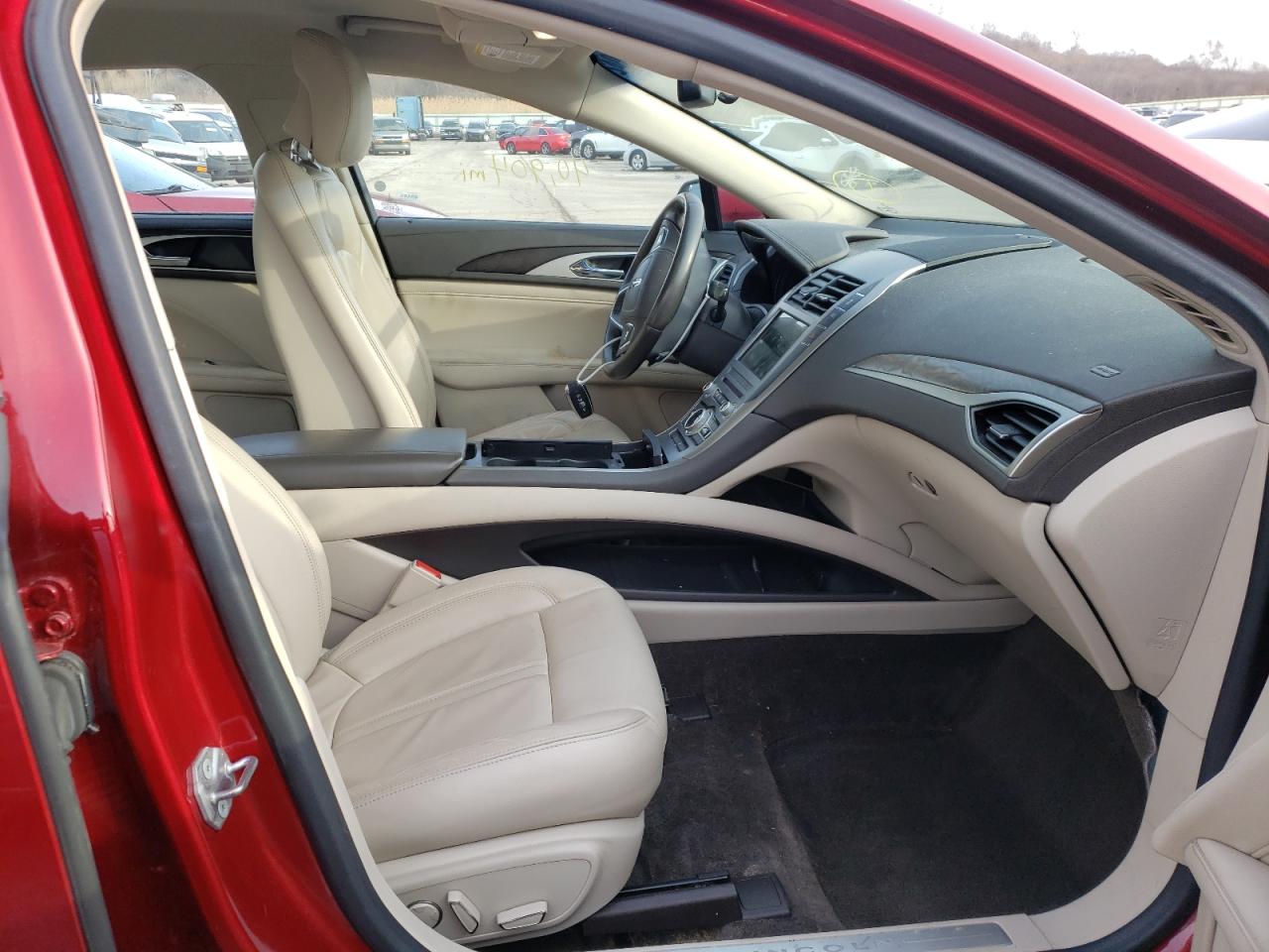 Photo 5 from auction – 2017 LINCOLN MKZ SELECT with VIN 3LN6L5C9XHR613520