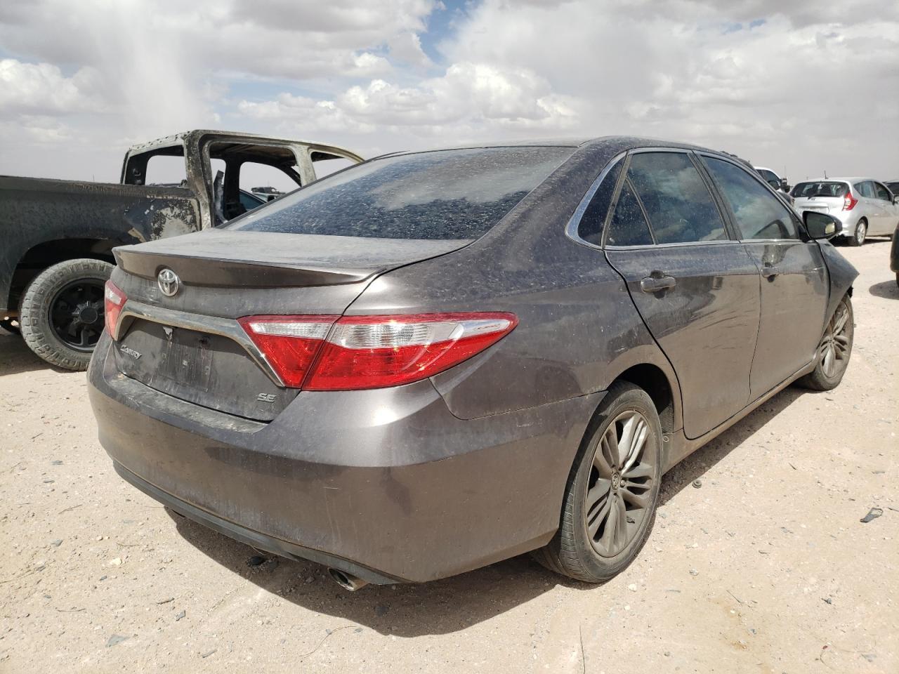 Photo 4 from auction – 2015 TOYOTA CAMRY LE with VIN 4T1BF1FK9FU957696