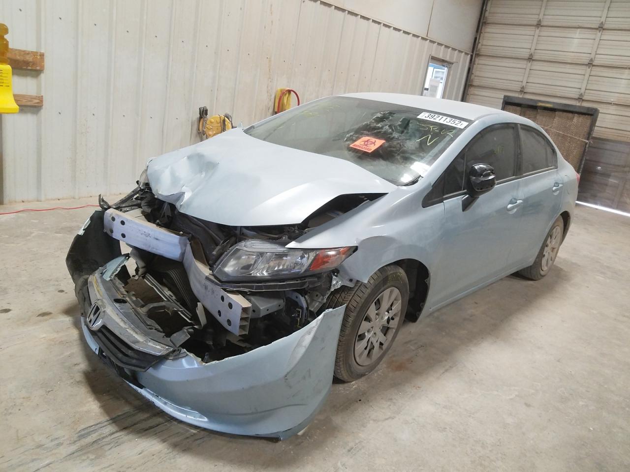 Photo 2 from auction – 2012 HONDA CIVIC LX with VIN 19XFB2F58CE046223